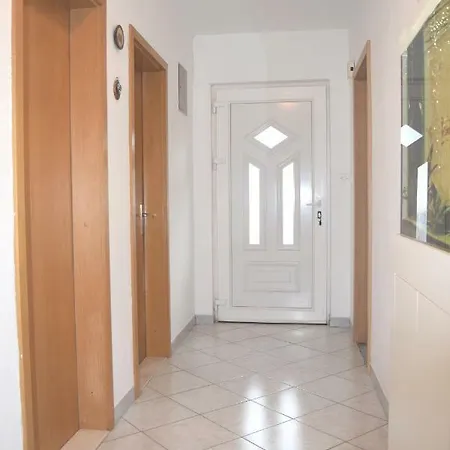 Holiday Macukin 브렐라